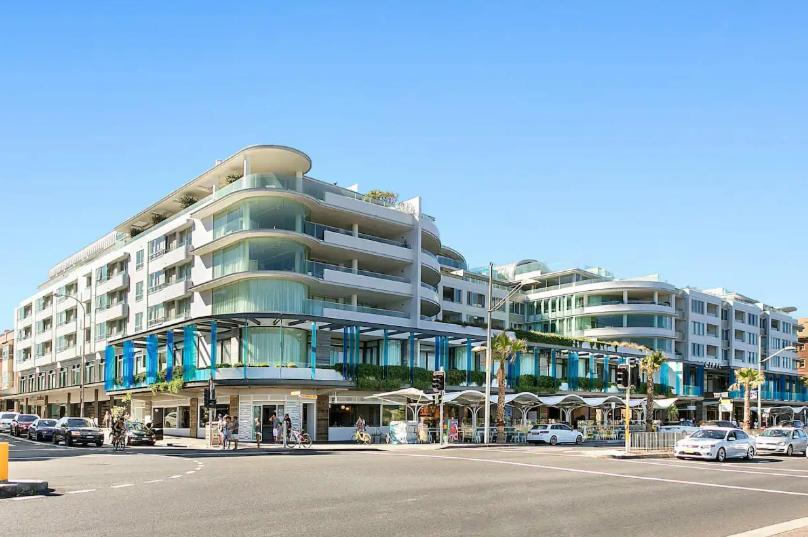 In The Heart Of Bondi, Stroll To The Beach Apartment Sydney Bagian luar foto